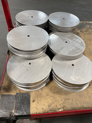 6kw 8kw 12kw 15kw 20kw 30kw Gantry Cnc machine de découpe laser à fibre pour une haute précision