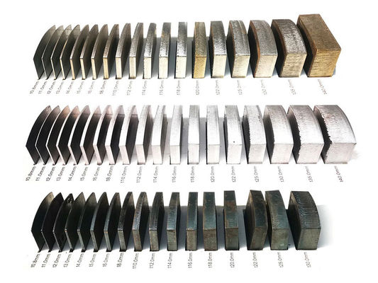 Machine à découper les métaux au laser de 6 kW avec servo-moteur Yaskawa et couvercle entièrement fermé