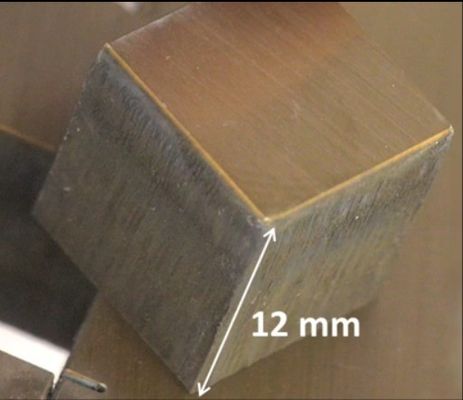 Machine de découpe laser à fibre économique avancée pour l'entraînement épaisseur de coupe 0-30 mm
