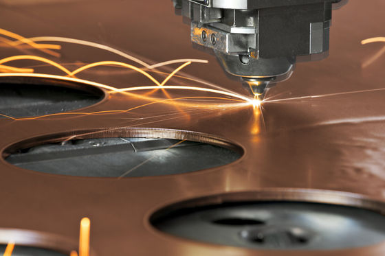 Raytools Laser Head Shanghai Raylaser 3015 Solution standard leader pour la découpe des métaux